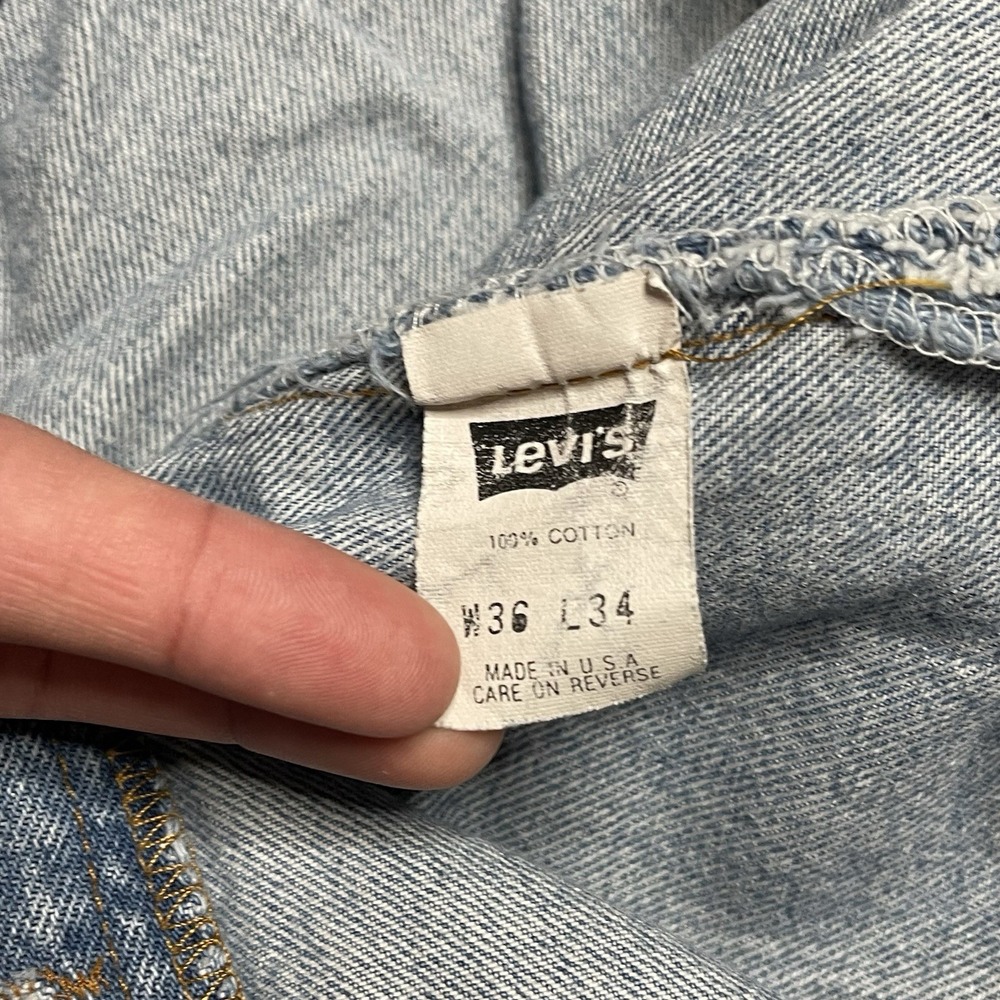 Vintage 90's Levi's 501 Denim Pants 32x33 USA Buttonfly Faded Blue Washed Jeans - Picture 3 of 13